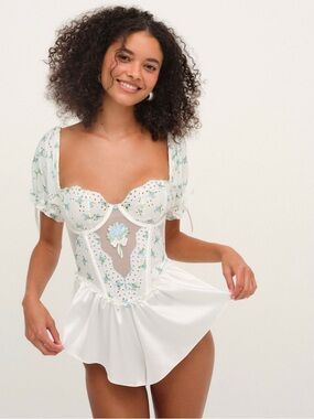For Love and Lemons Budding Blossom Sleep Romper Size Medium NWT
